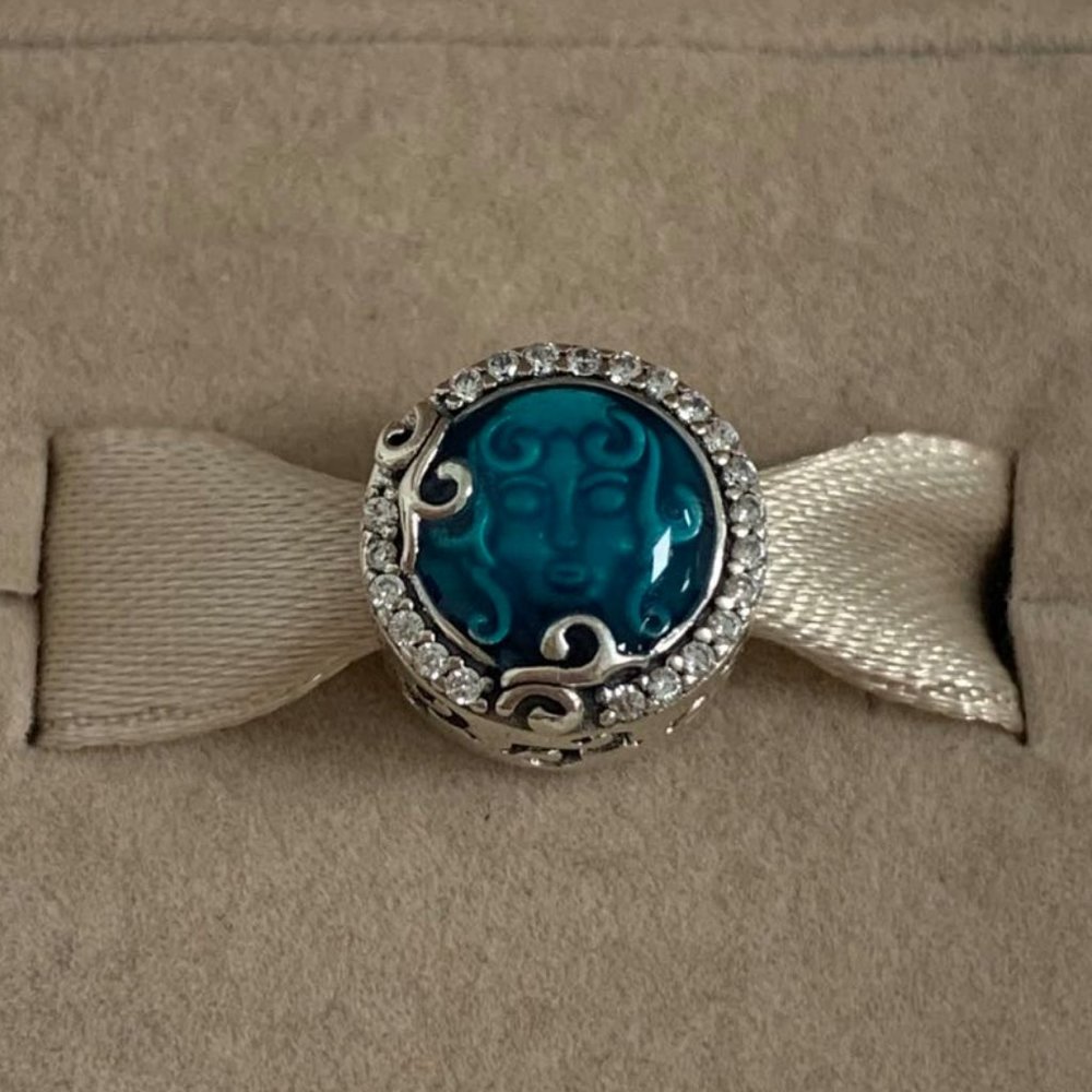 Pandora Charm The Haunted Mansion Madam Leota